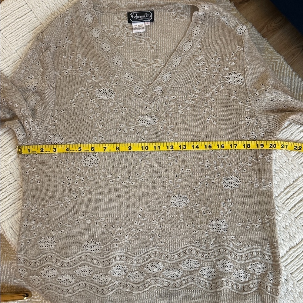 Vintage eyelet v neck lightweight pullover knit sweater - Picture 6 of 8